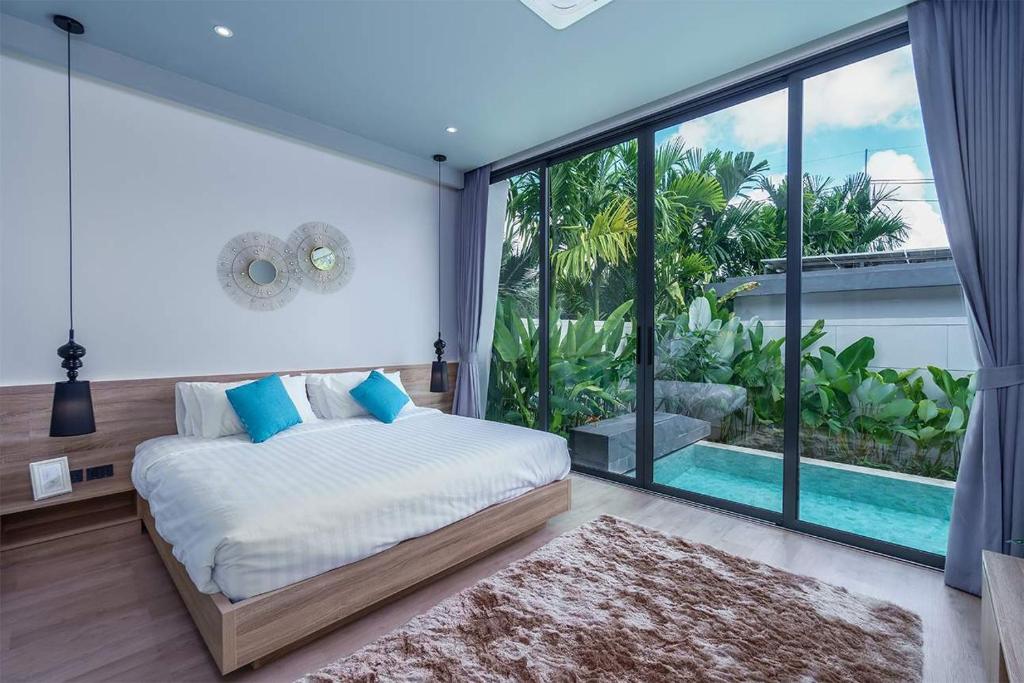 Stylish 2BR Naiton Aileen Villa w Private Pool photo 2