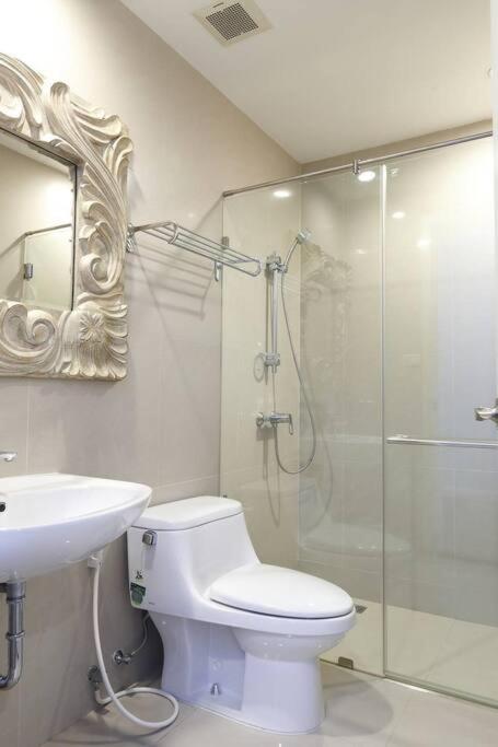 Townhome 3 bed4 Baht Asok MRTBTS Sukhumvit 16 photo 3