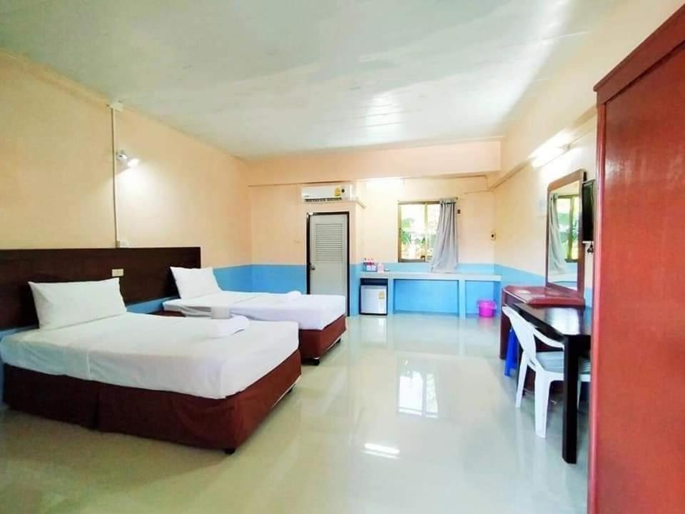 Station Hotel photo 2