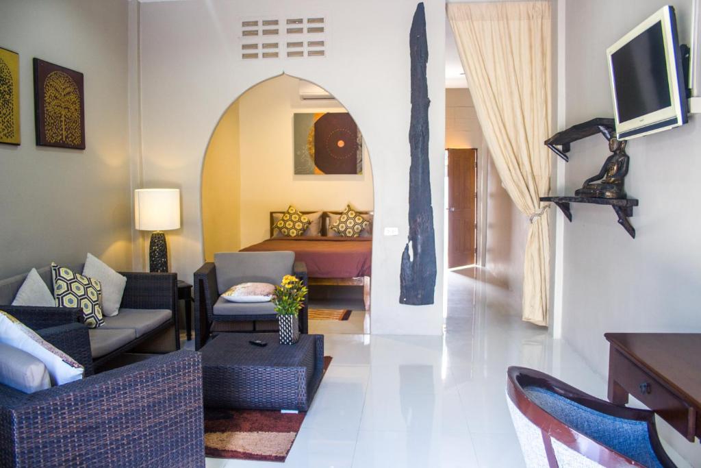 The Miracle Guesthouse & Diving — photo 1