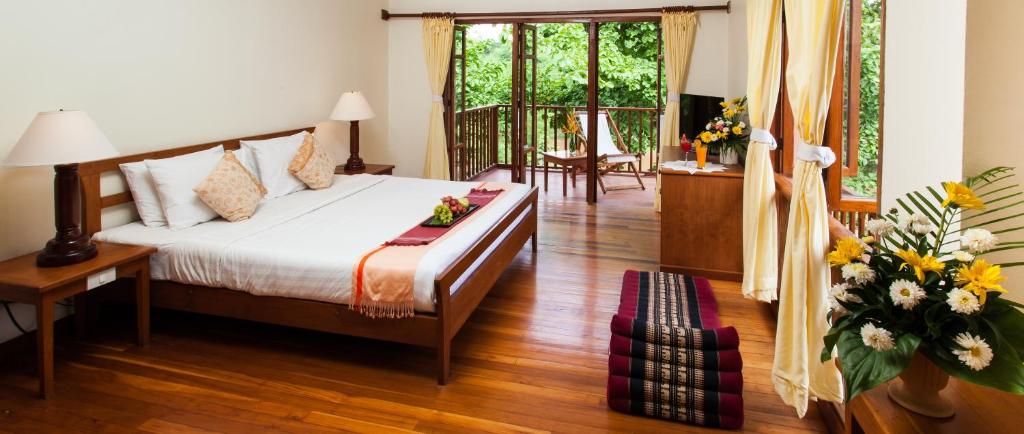 Riverhouse Resort photo 2