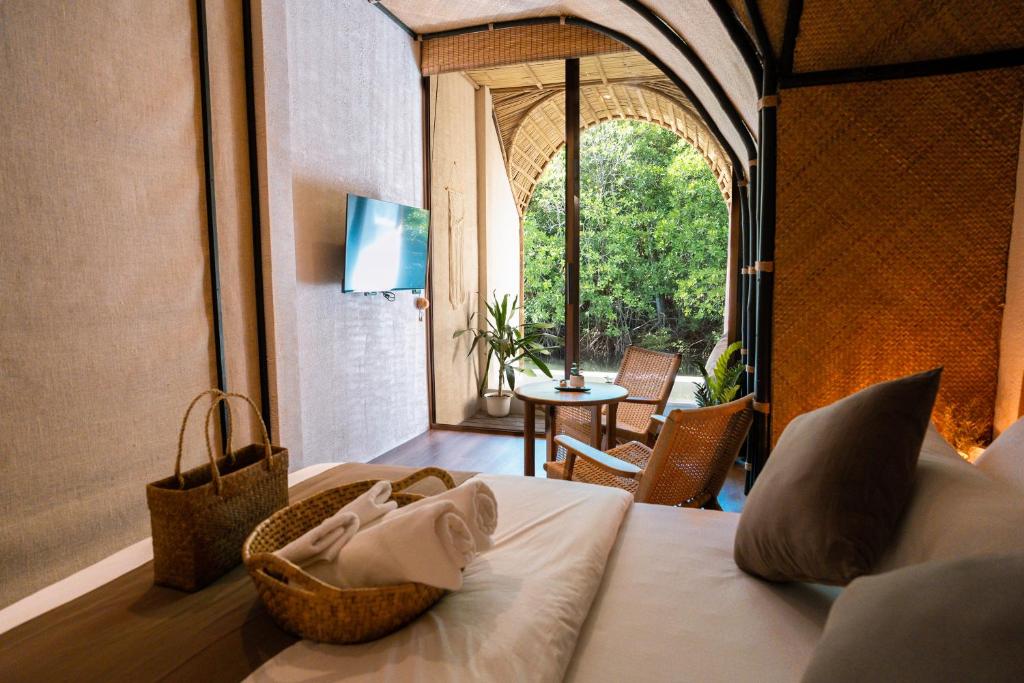 Salty And Sunny Koh Kood photo 2