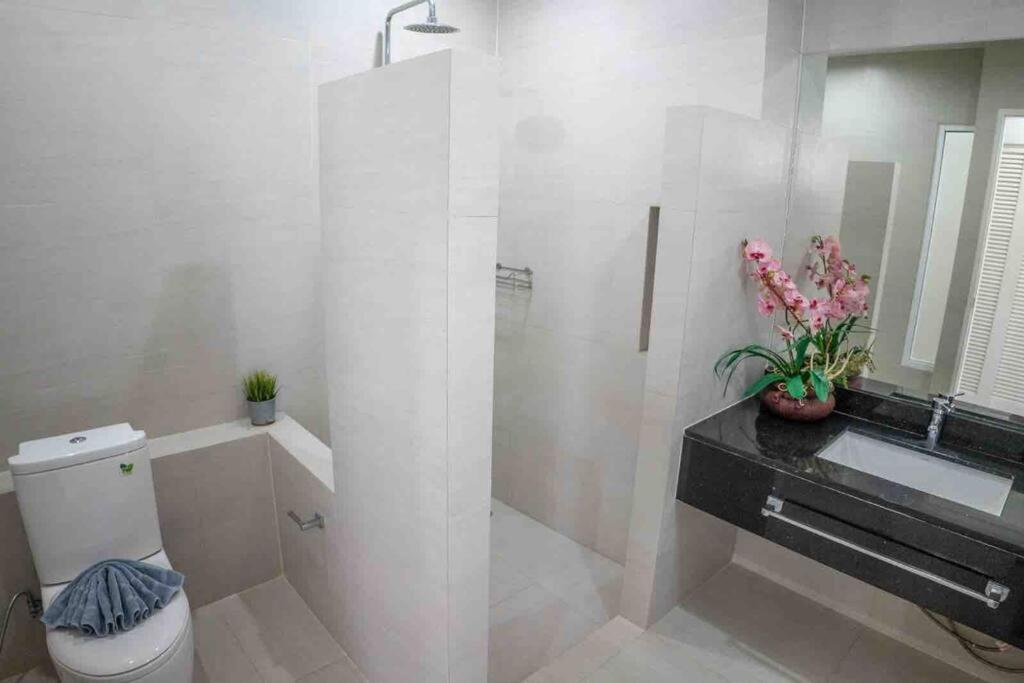 Spectacular 95sqm Sea View photo 3