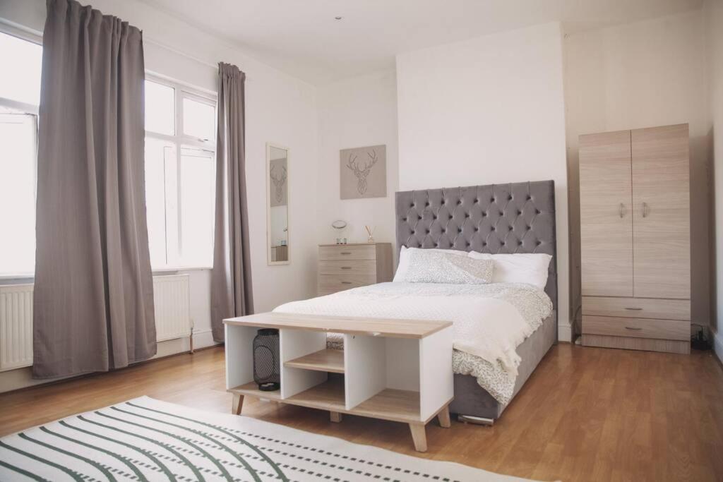 2 bedrooms flat in hammersmith photo 2