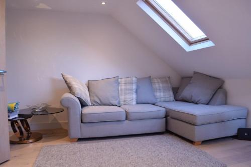 Stylish 2 Bed Apartment in West Hampstead photo 2