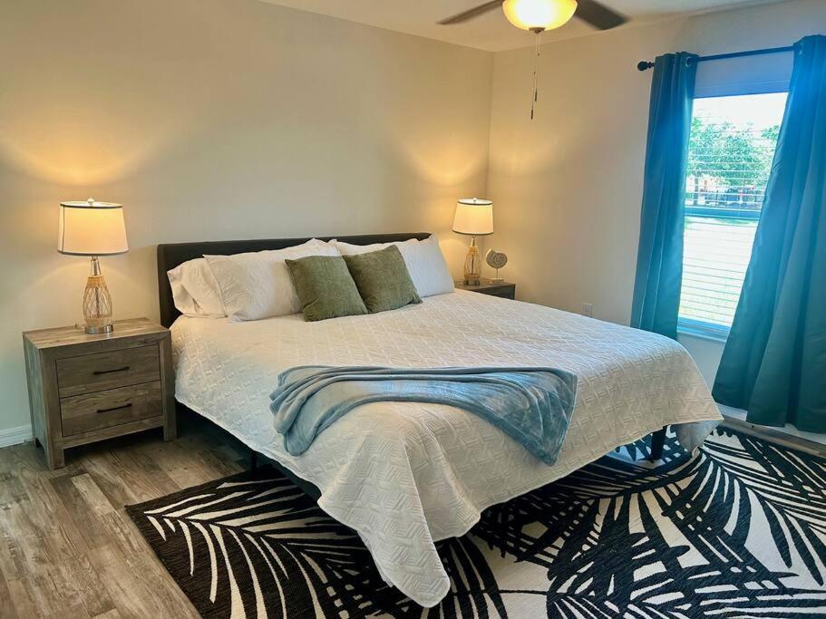 New with Pool & Pier! Perfect for two Families! photo 2