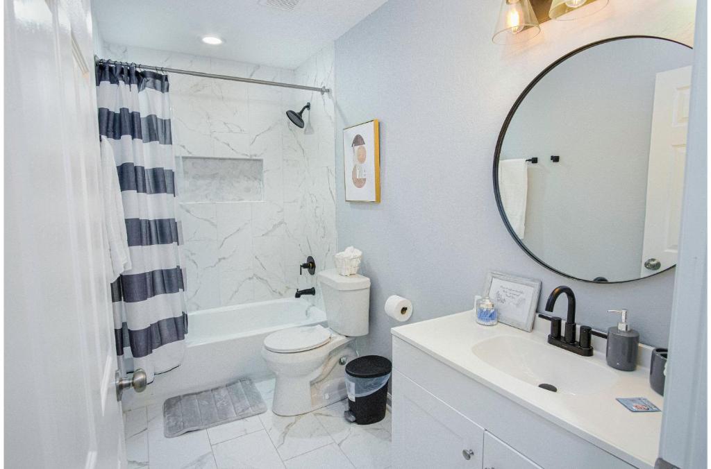 Exceptional 5BR So Close to Riverwalk and Downtown photo 3