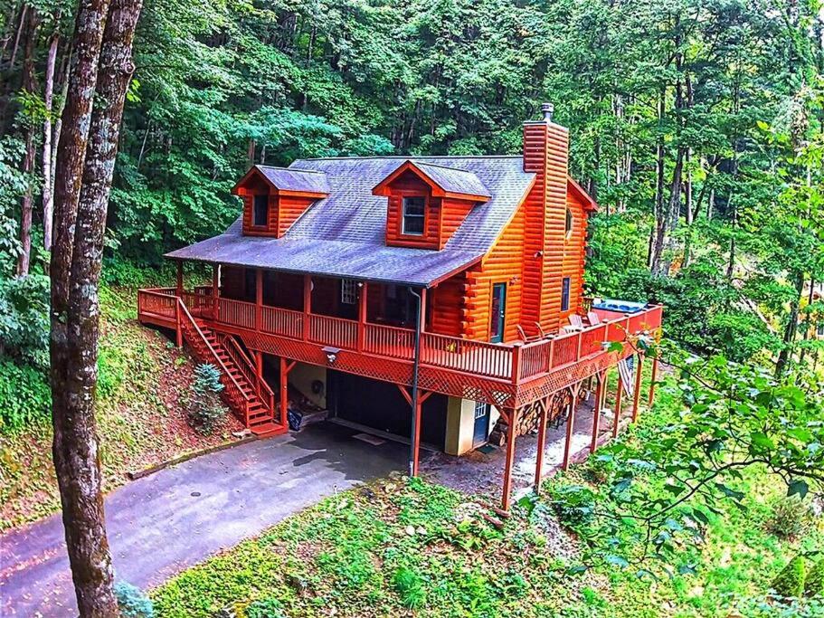Smokey Mountain Retreat — photo 1