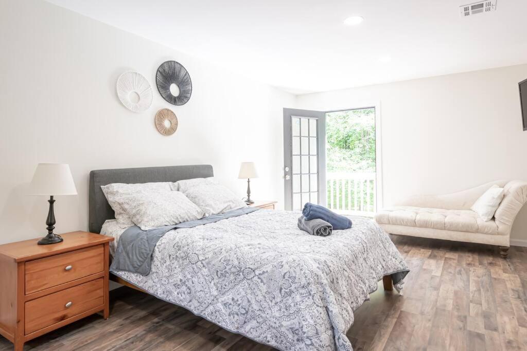 Booking.com: Hotels in Vernon. Book your hotel now! photo 2