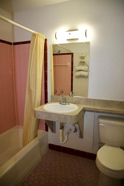 El Camino Motel photo 3