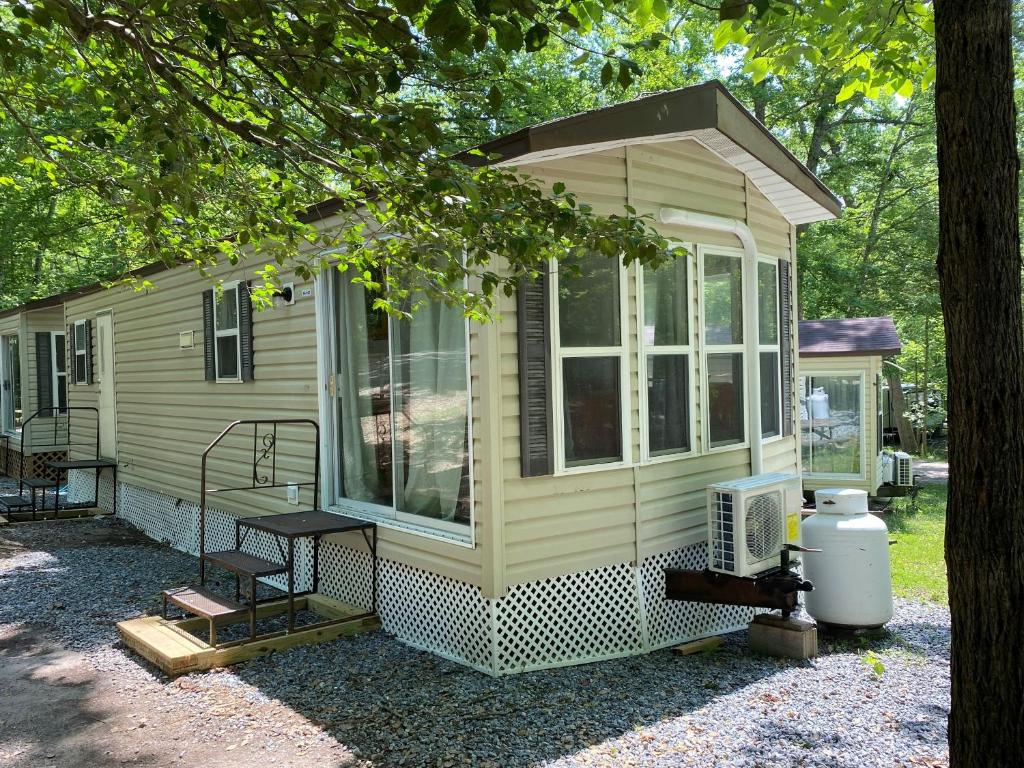 The Vintage RV's at Wilderness Presidential Camp Resort by TripForth — photo 1
