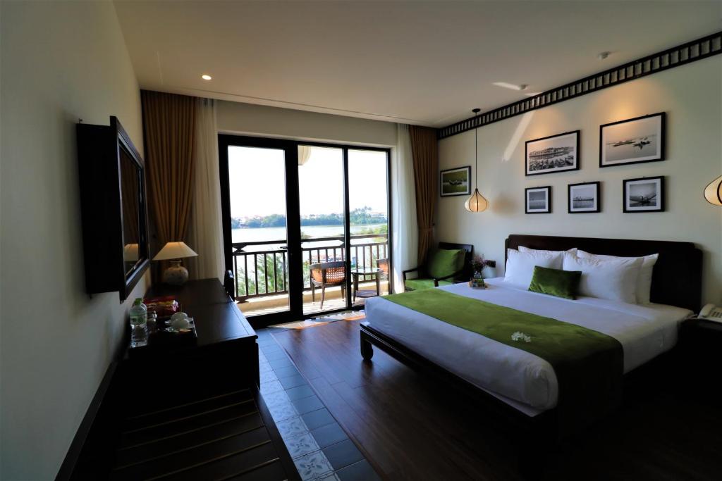 Roxana River Villa photo 2
