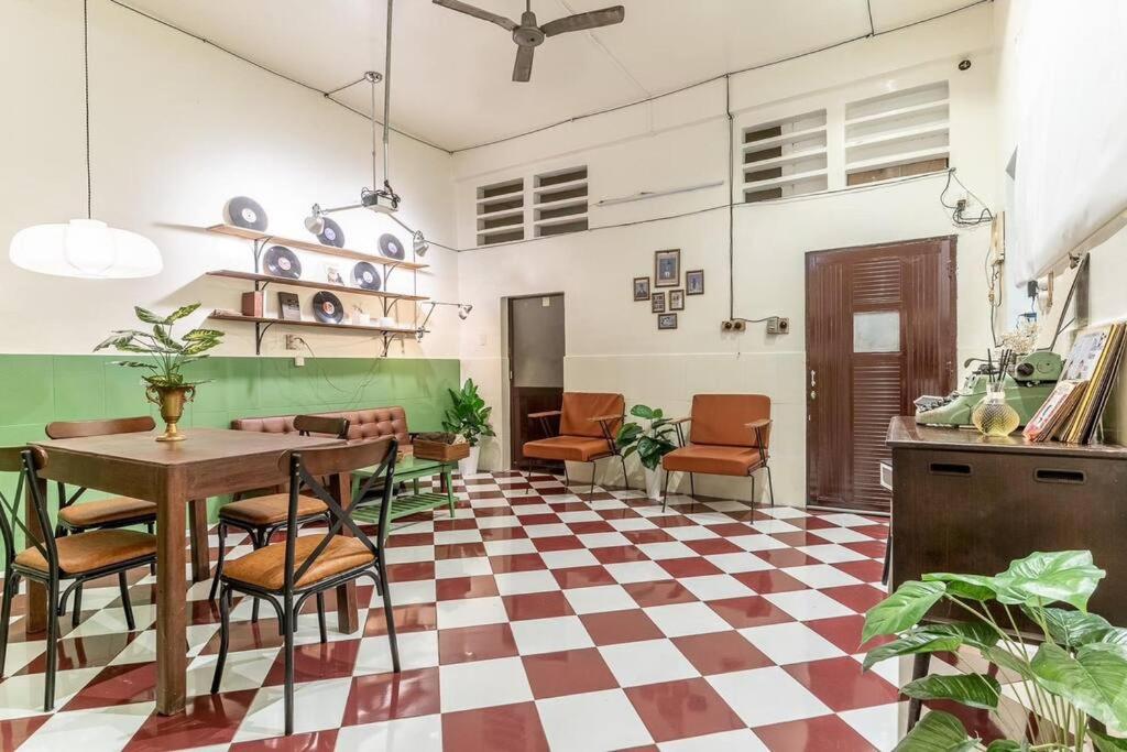 Stay&Chill H.4 - Vintage Flat near Ben Thanh — photo 1