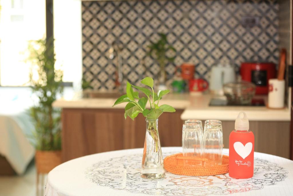 ZeitHome 304 Old Quarter Luxury Apartment — photo 1
