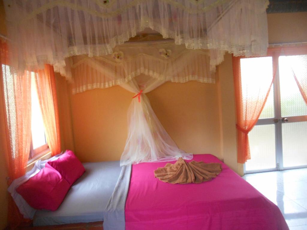 Thuy - Gunter Garden Bungalow photo 2