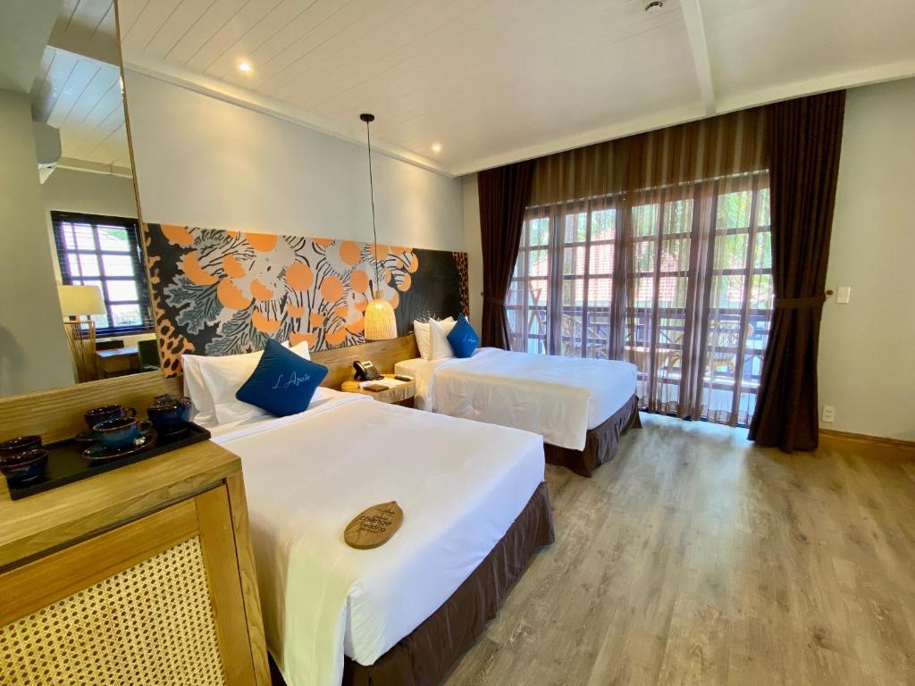 L'Azure Resort and Spa photo 3