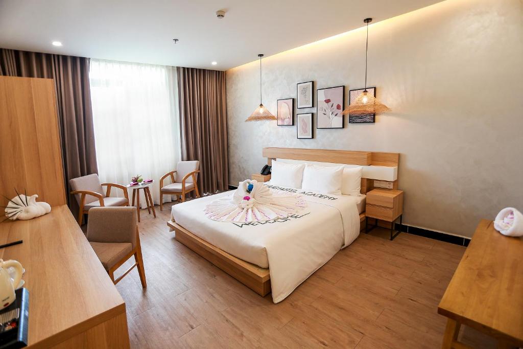 The Hub Hotel near Phu Quoc airport and harbor — photo 1