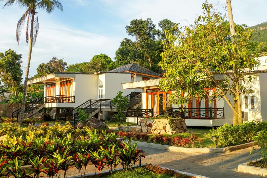 The Pier Phu Quoc Resort photo 3