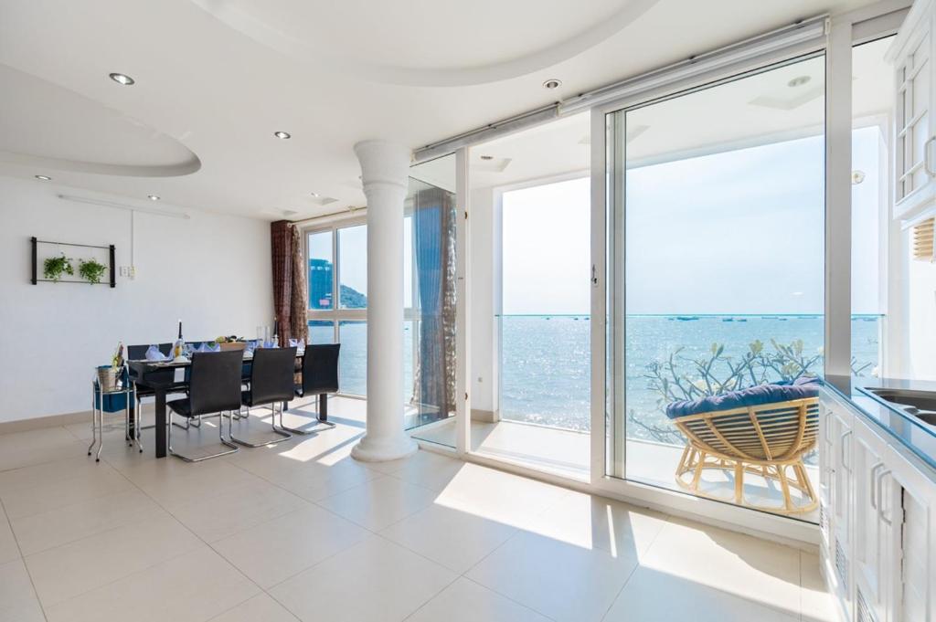 Sea Villa 69 Trần Phú - Sát Biển Có Bãi Tắm Riêng photo 2