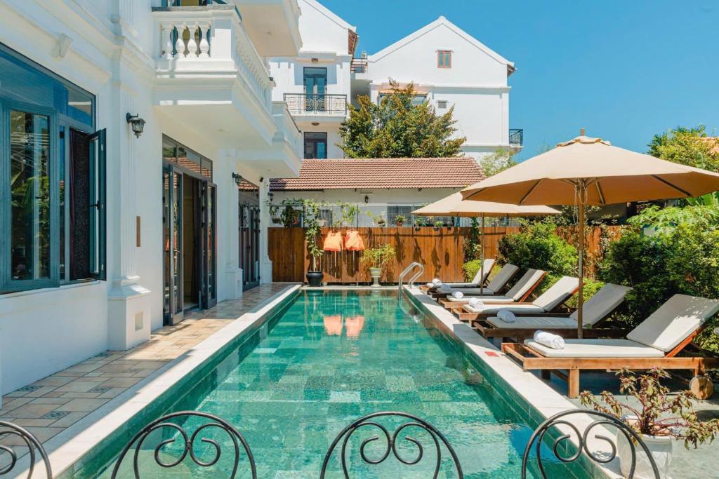 The Sunshine Hoi An Villa photo 3