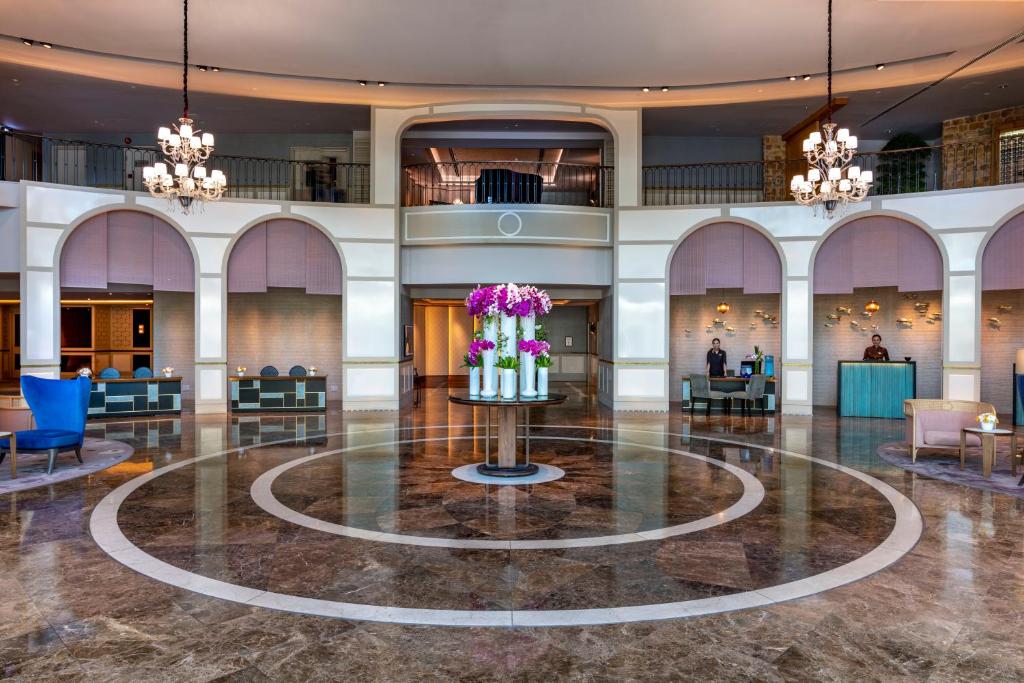 Sofitel Saigon Plaza photo 2