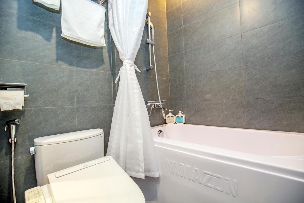 Sumitomo 15 Apartment-No 27 lane 39 Linh Lang street photo 2