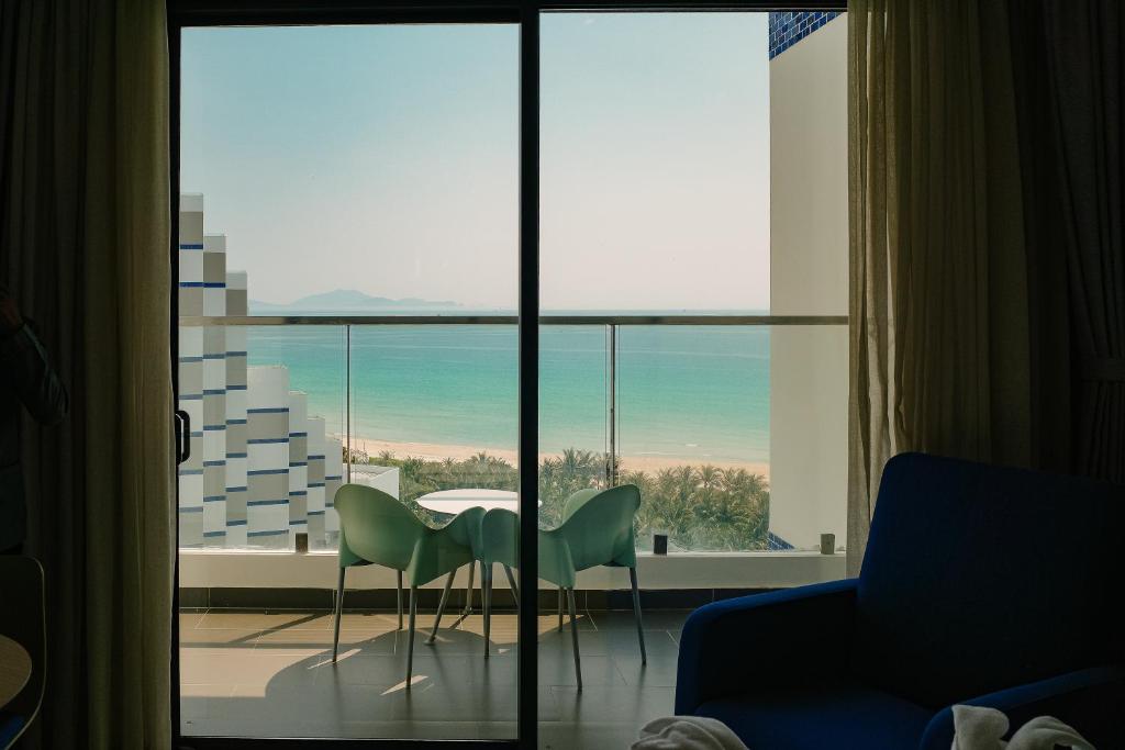 Sea View Standard Room in The Arena Resort Cam Ranh — photo 1