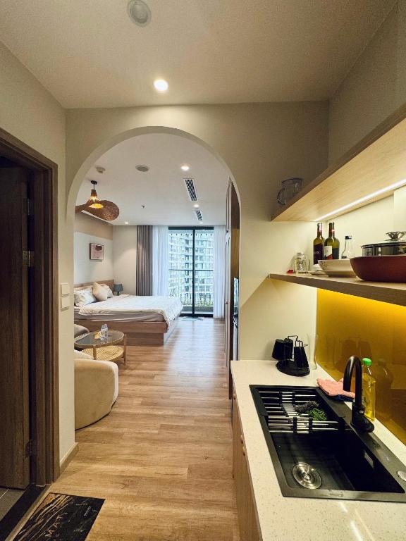 Skylux homestay Ecopark Hung Yen - Swanlake Onsen photo 3