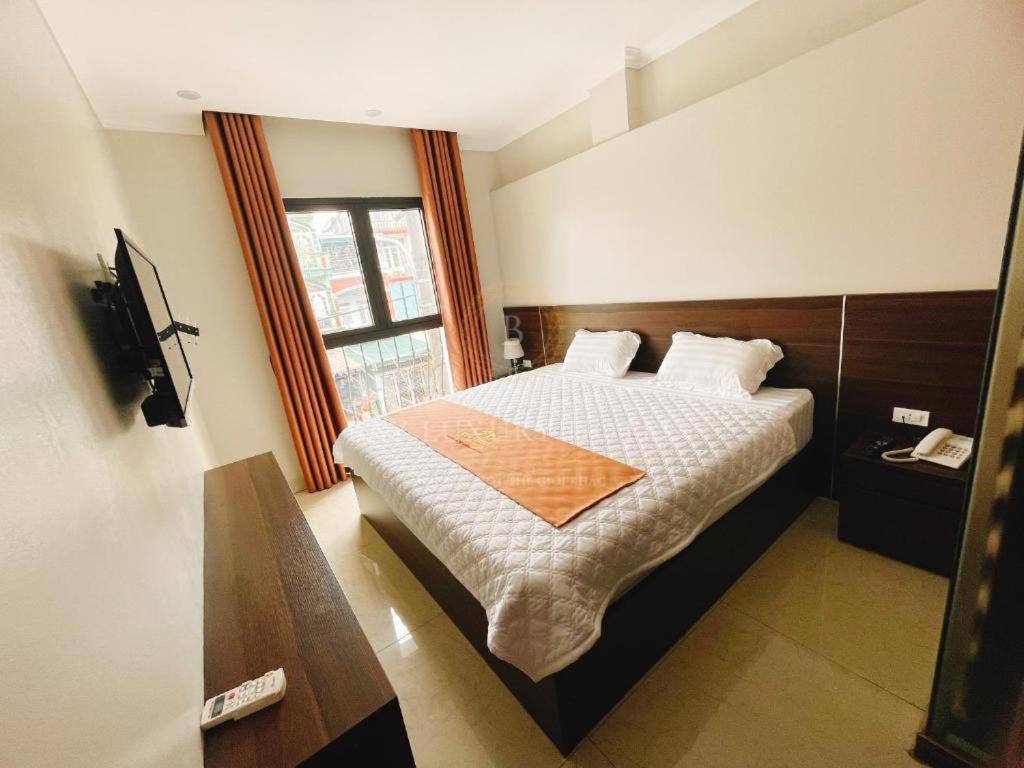 Tiến Thịnh Hạ Long Hotel - by Bay Luxury photo 2