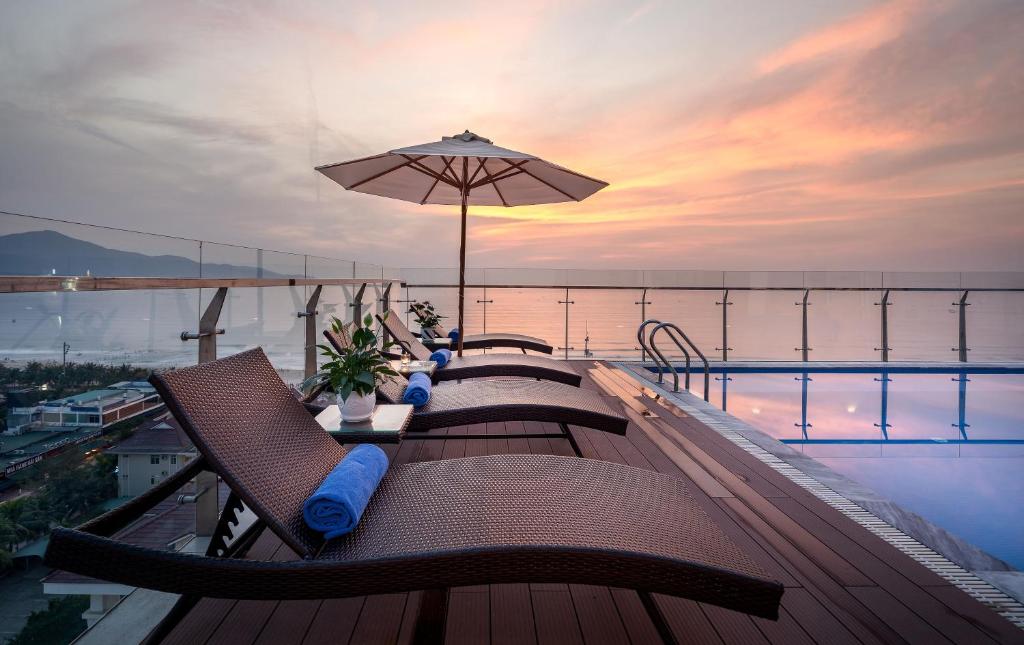 Sunny Ocean Hotel & Spa photo 3