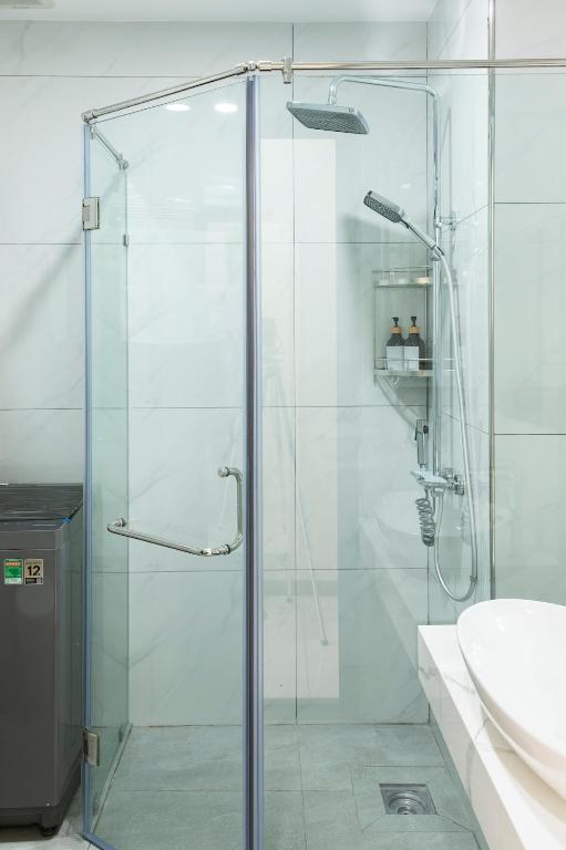 Sleek home saigon photo 3