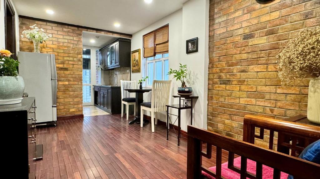 Taki Home photo 3