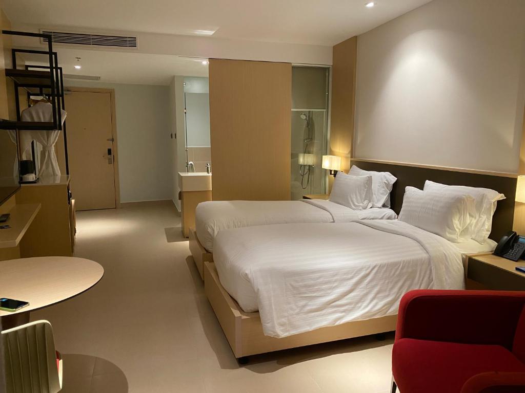 The Arena Cam Ranh Resort photo 2