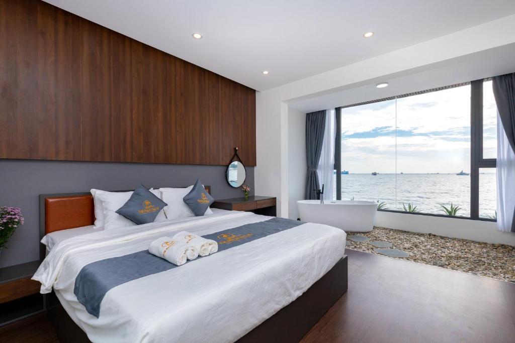 Palm Villa 24 - Ocean View Luxury 6 Bedroom photo 2