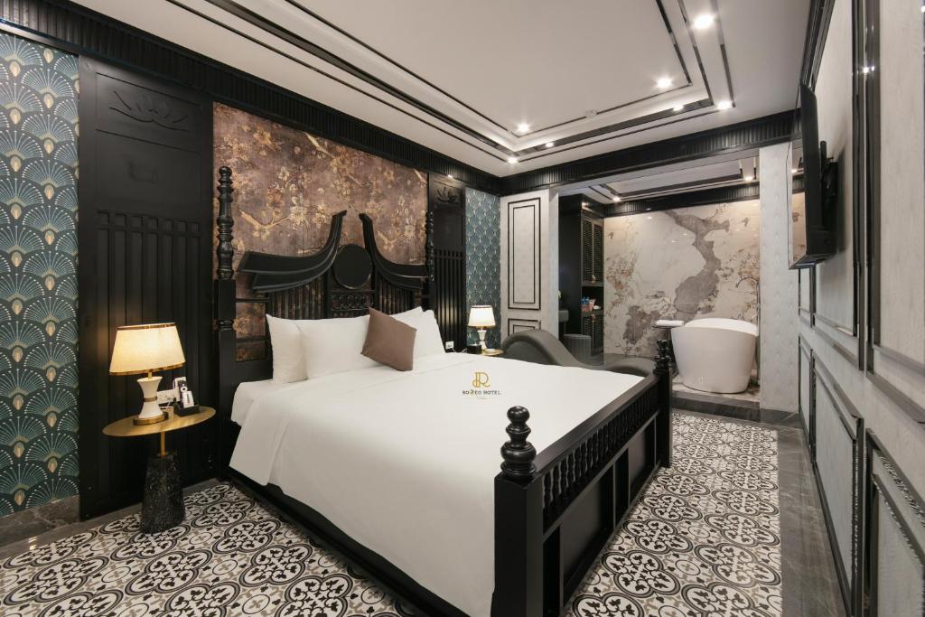 Romeo Hotel Linh Dam 1 - by BAY LUXURY photo 2