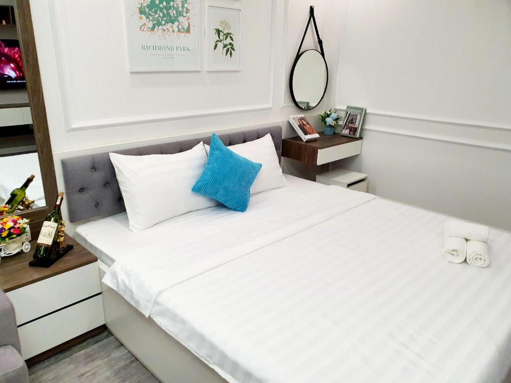 Vinhomes D'Capitale Studio Luxury Apt #Jerry's House photo 2