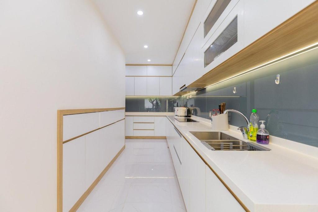 Villa B2-11 Long Cung photo 3