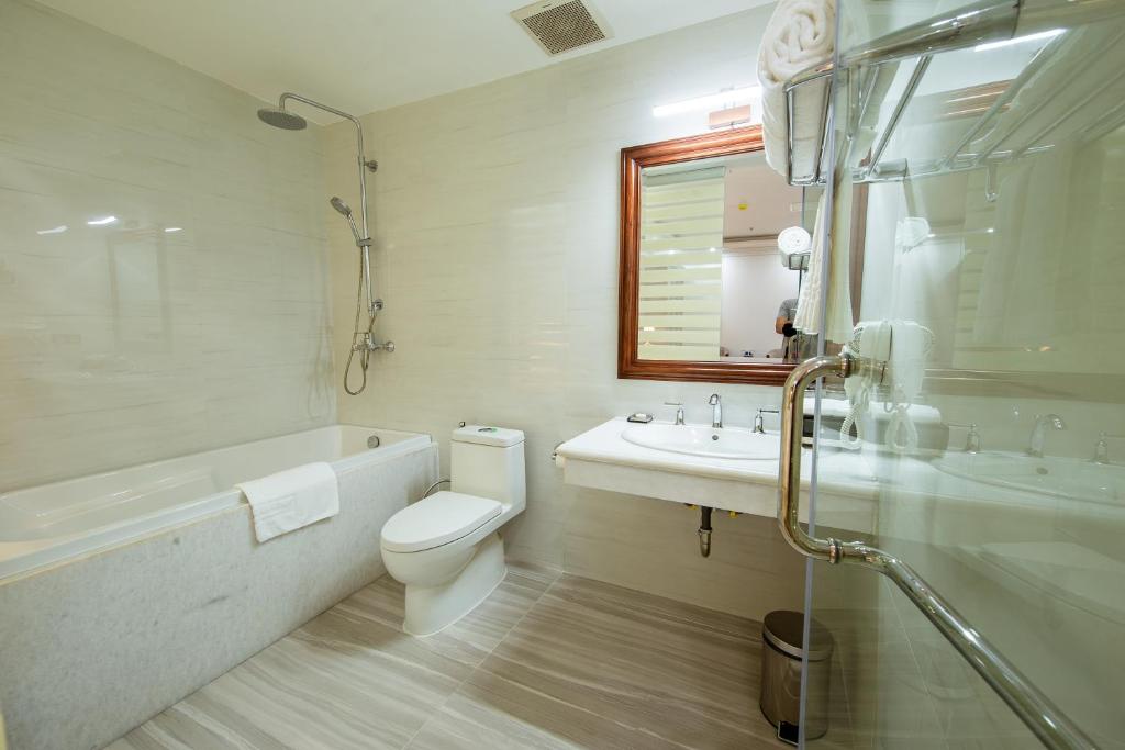 THE SHINE 2 HOTEL & APARTMENT photo 3