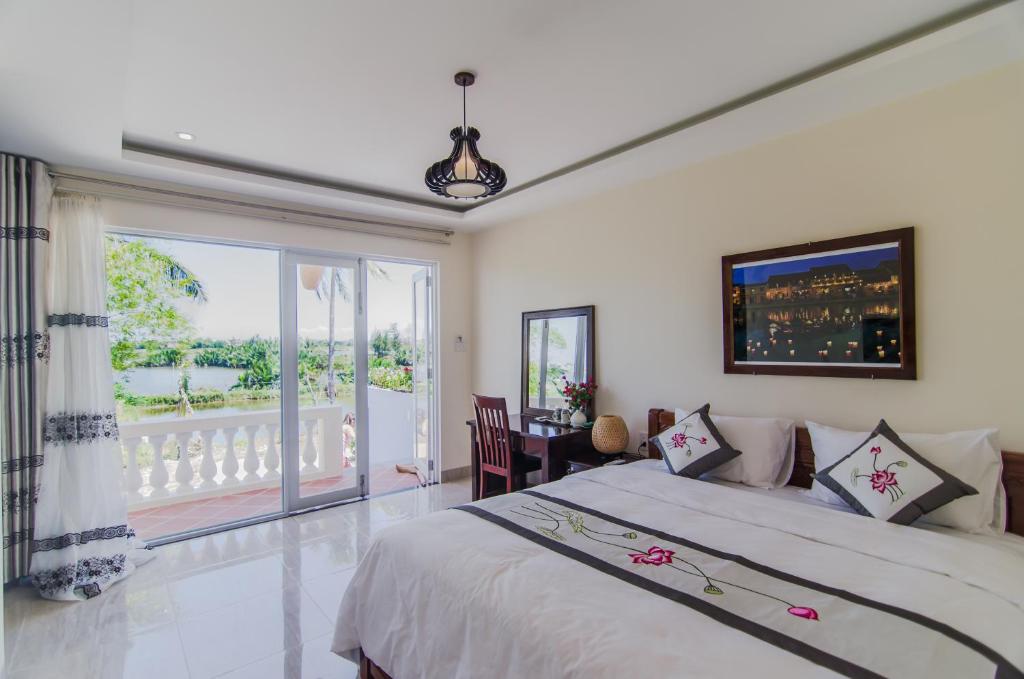 The Moon River Homestay & Villa photo 2