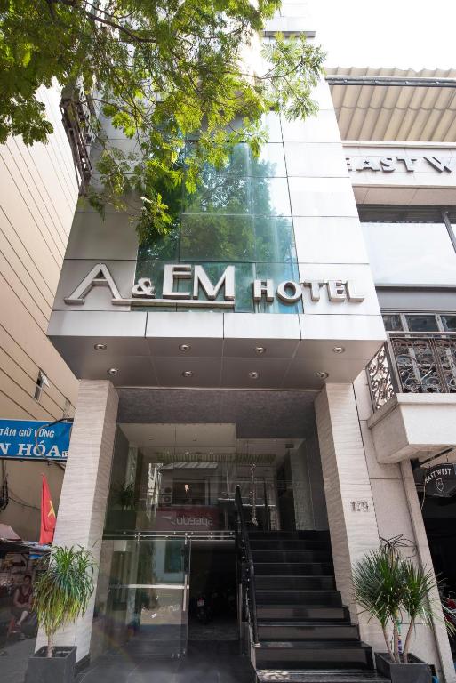 A&EM - The Petit Hotel — photo 1