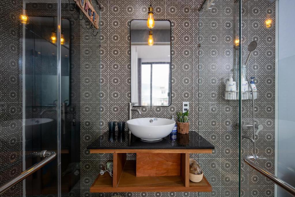 Seavista Apartment Da Nang photo 3