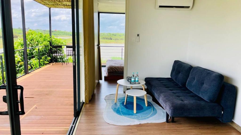 The Lake House Retreat & Watersports — photo 1