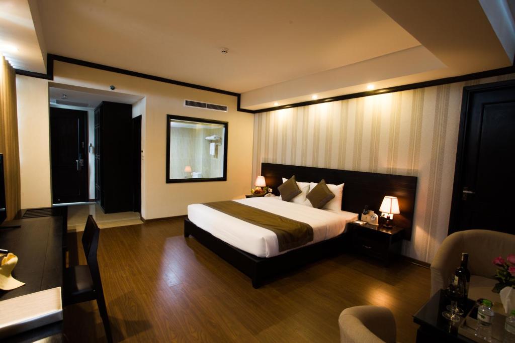 Friendship hotel photo 2