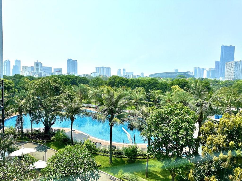 Booking.com: Hotels in Hanoi. Book your hotel now! — photo 1