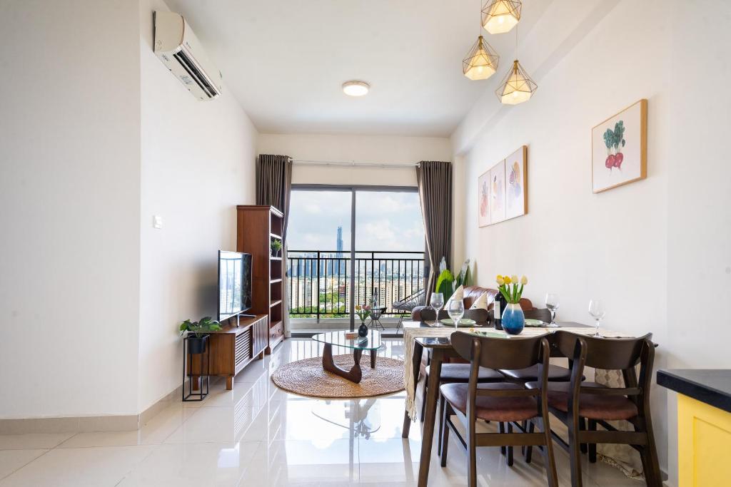 The Sun Avenue Cozy and paceful 2 Bedroom 2 bathroom Apt in An Phu photo 2