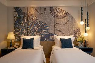 Sofiana My Khe Hotel & Spa - Rooftop Pool Bar - Free 01 Draught Beer and 20-minute Spa per Room photo 3