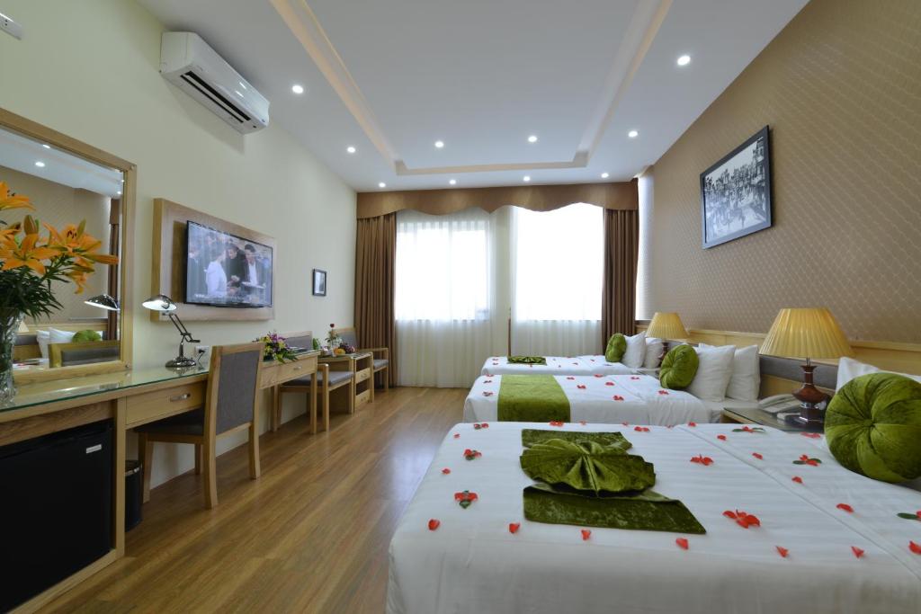 Blue Hanoi Inn Hotel photo 2