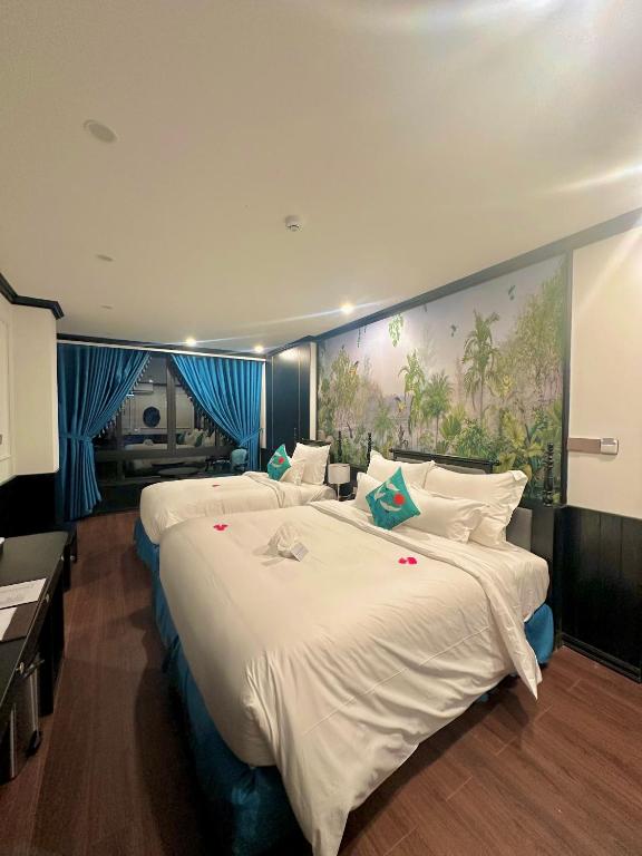The ORCHID PREMIUM Hotel photo 2