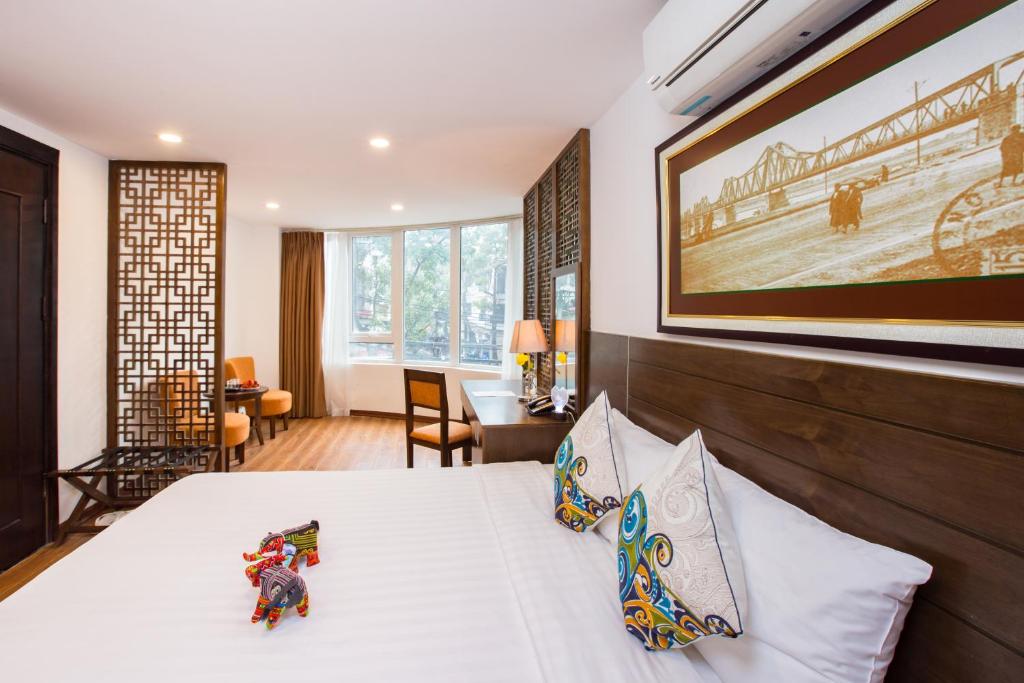 Thang Long Espana Hotel photo 2