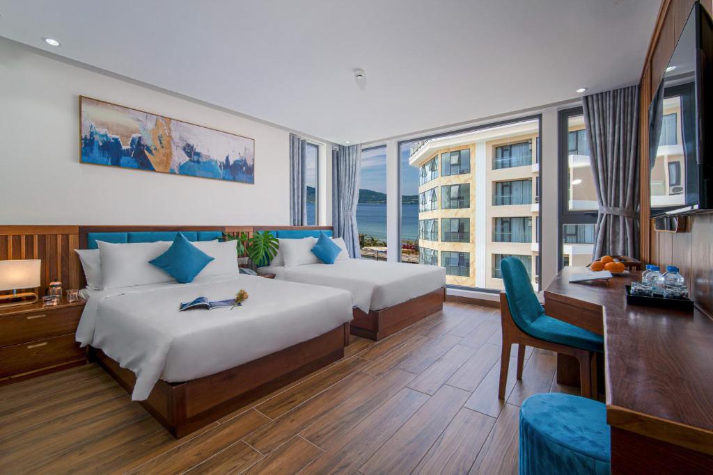 Sea Wind Hotel by THG photo 2